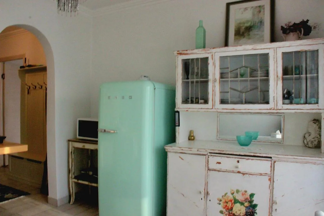 Apartment Белые Апартаменты На Жилянской Kyiv