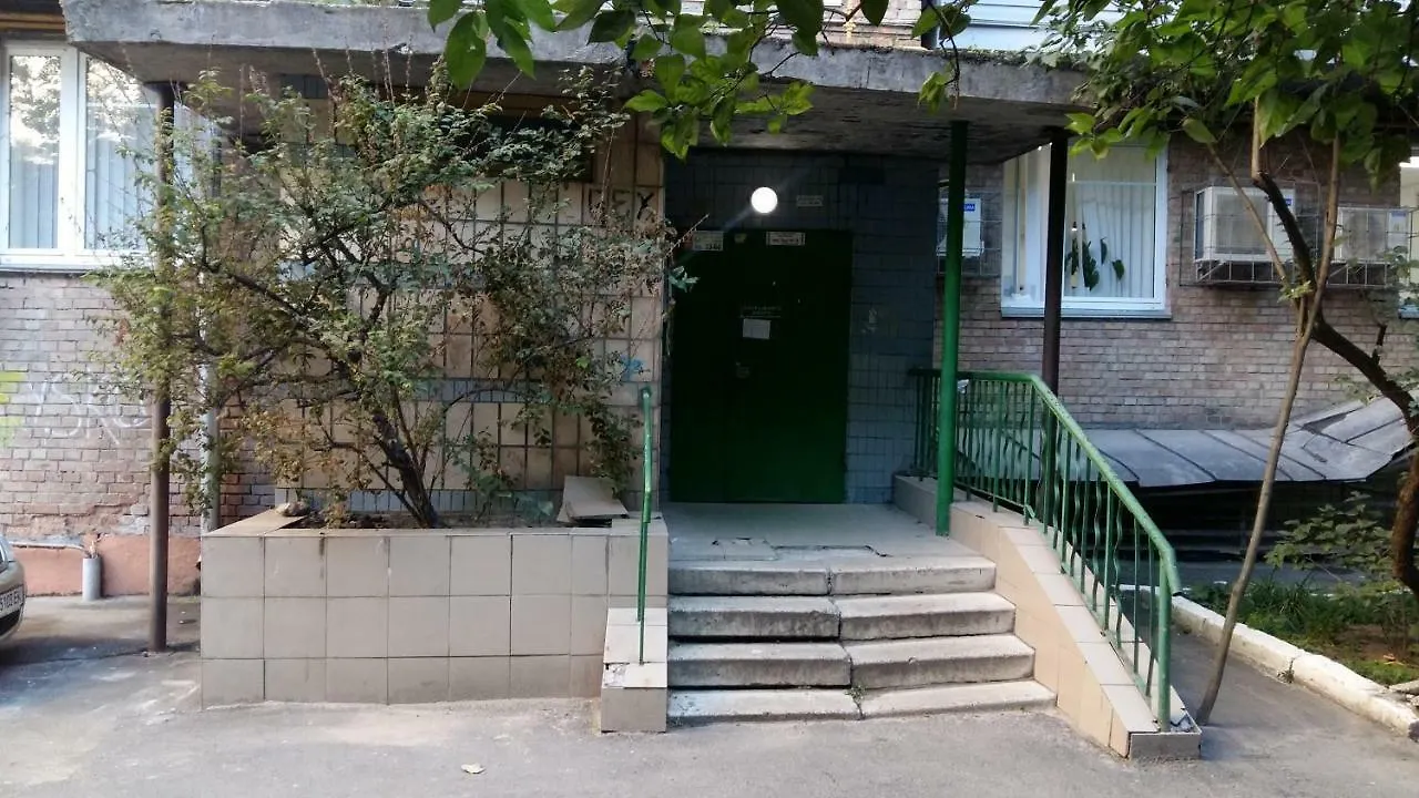 Белые Апартаменты На Жилянской Kyiv Apartment