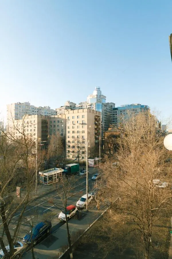 Белые Апартаменты На Жилянской Kyiv 0*,